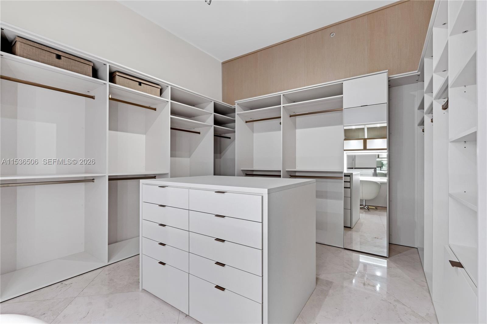 ASIA CONDO - Residential