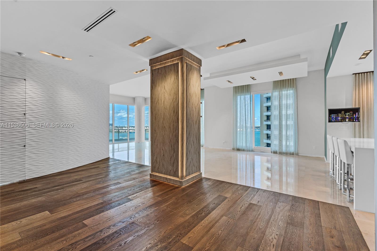 ASIA CONDO - Residential