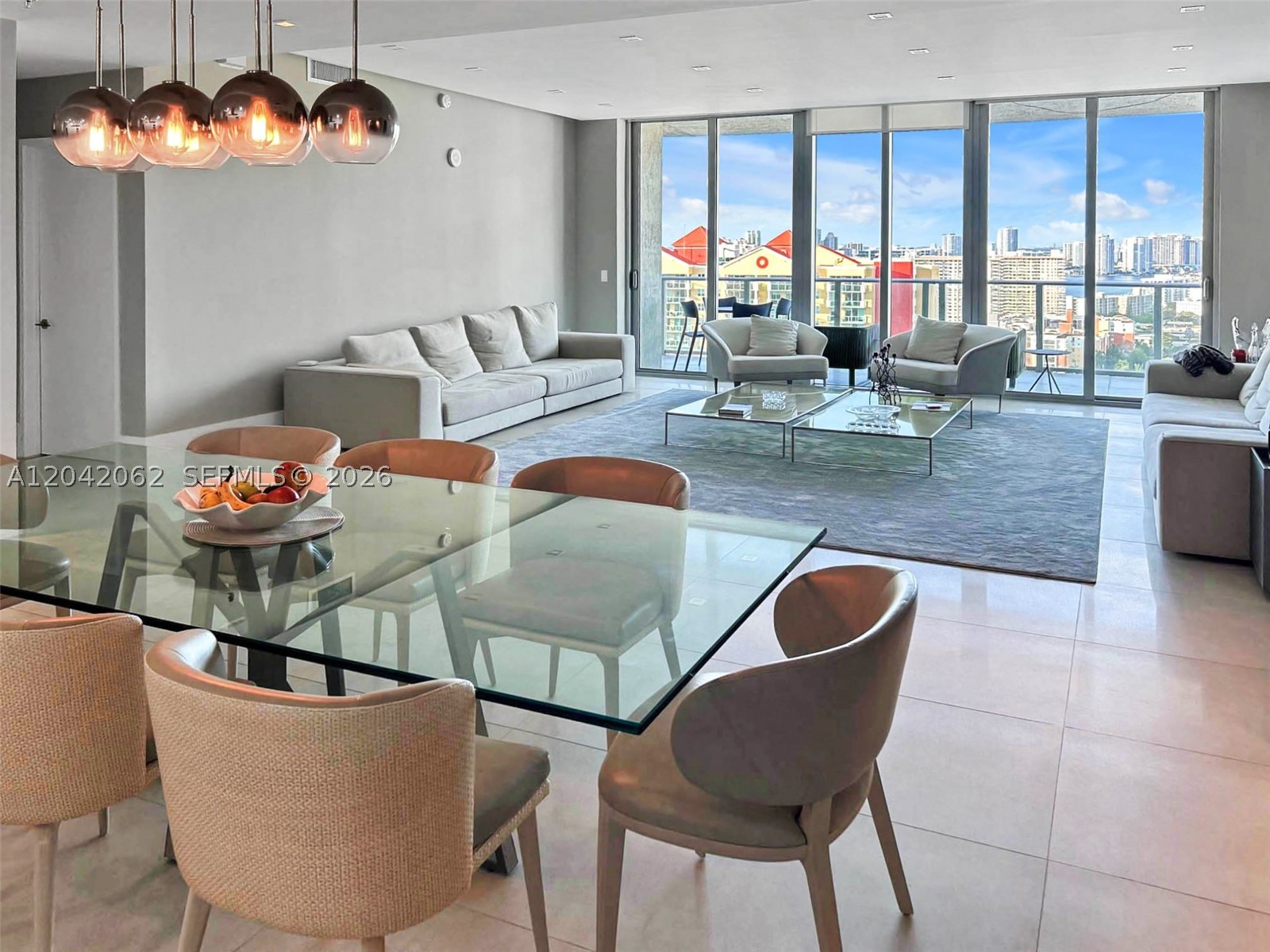 PARQUE TOWERS CONDO - Residential