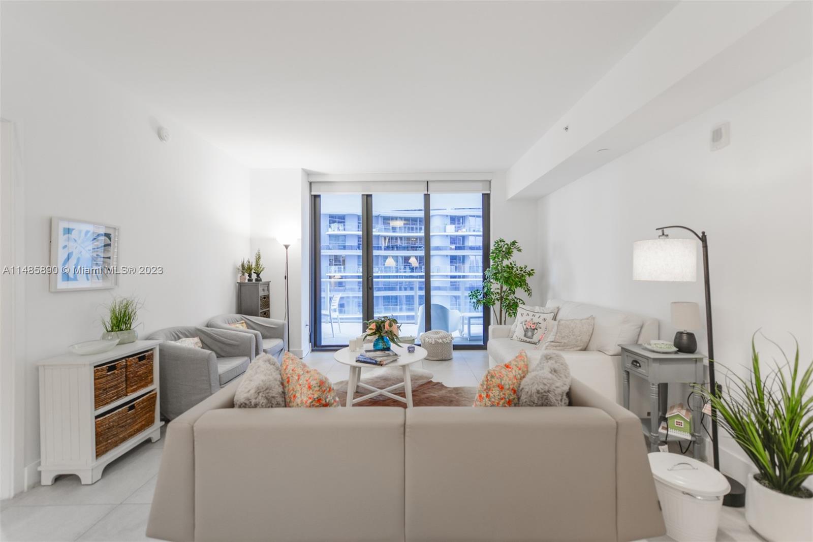 1010 BRICKELL CONDO - Residential Lease