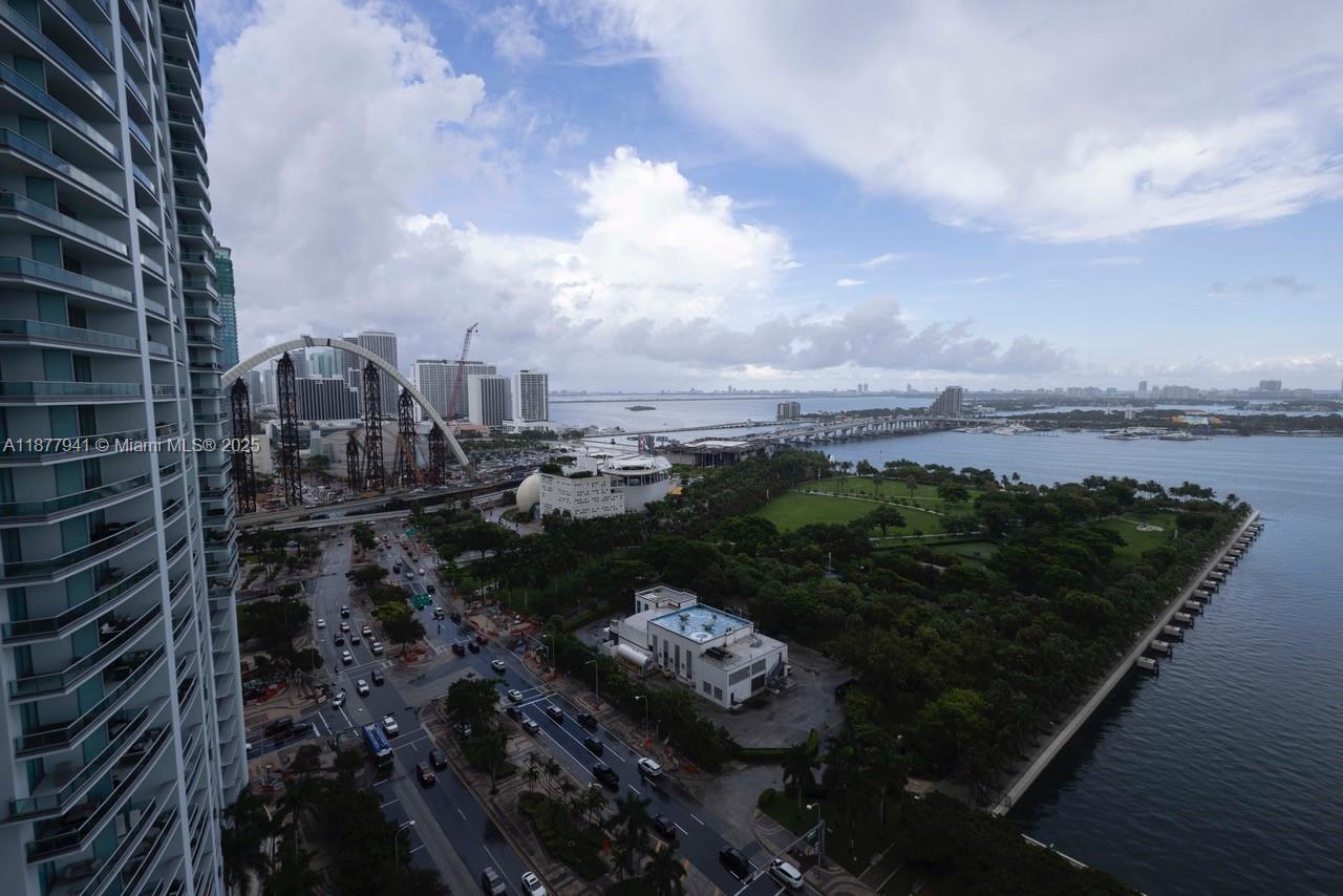 MARINABLUE CONDO - Residential Lease