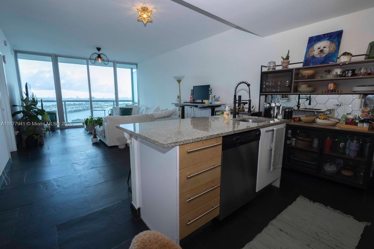 MARINABLUE CONDO - Residential Lease