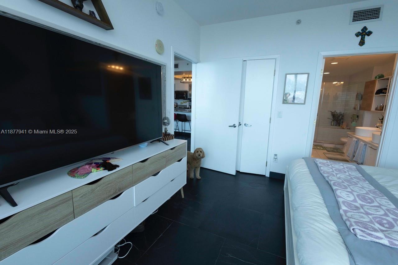 MARINABLUE CONDO - Residential Lease