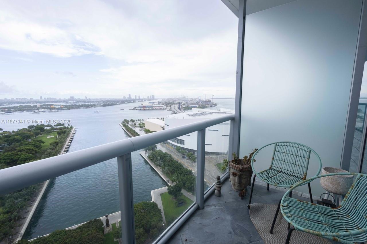 MARINABLUE CONDO - Residential Lease