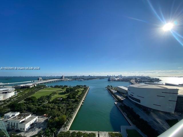 Stunning 1BD/1.5BA at Marina Blue with floor-to-ceiling windows showcasing breathtaking Biscayne Bay & city views. Features include open kitchen, stainless steel appliances, modern finishes, and a rare powder room for guests. Spacious private balcony ideal for relaxing or entertaining. Resort-style amenities: sunrise & sunset pools, state-of-the-art fitness center, volleyball, party room, 24/7 concierge, valet & security. Unbeatable downtown location—steps from Bayside, Kaseya Center, Frost Museum, Perez Art Museum & Bayfront Park. Move-in ready and includes assigned parking. Priced to rent.