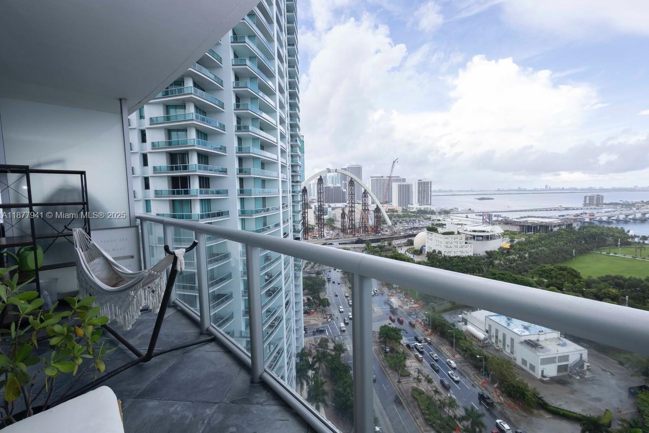 MARINABLUE CONDO - Residential Lease