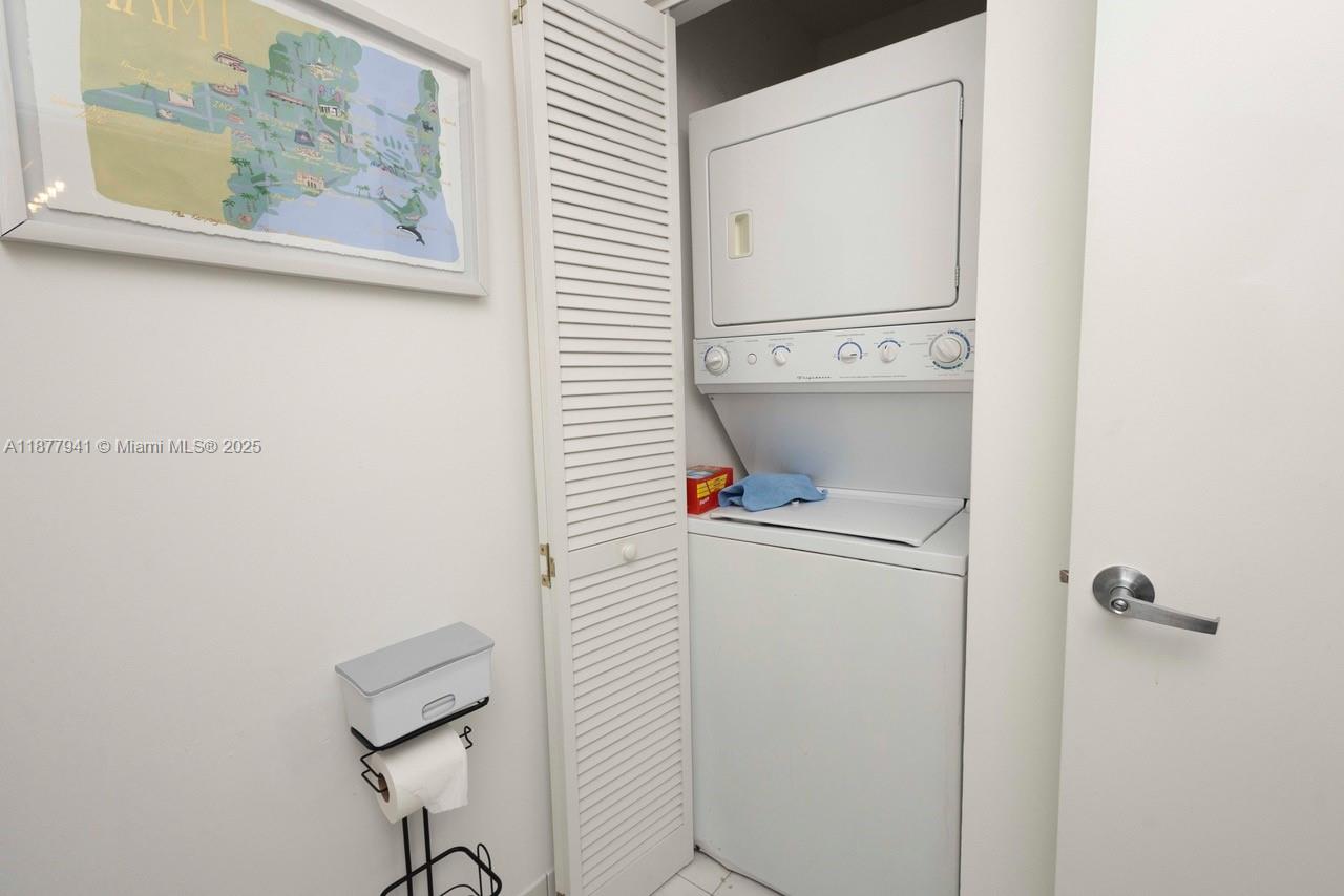 MARINABLUE CONDO - Residential Lease