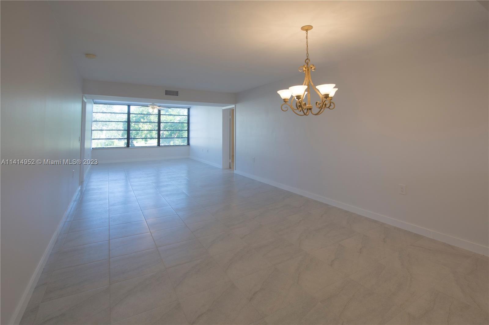 CONDO 20 OF WHITEHALL CON - Residential Lease