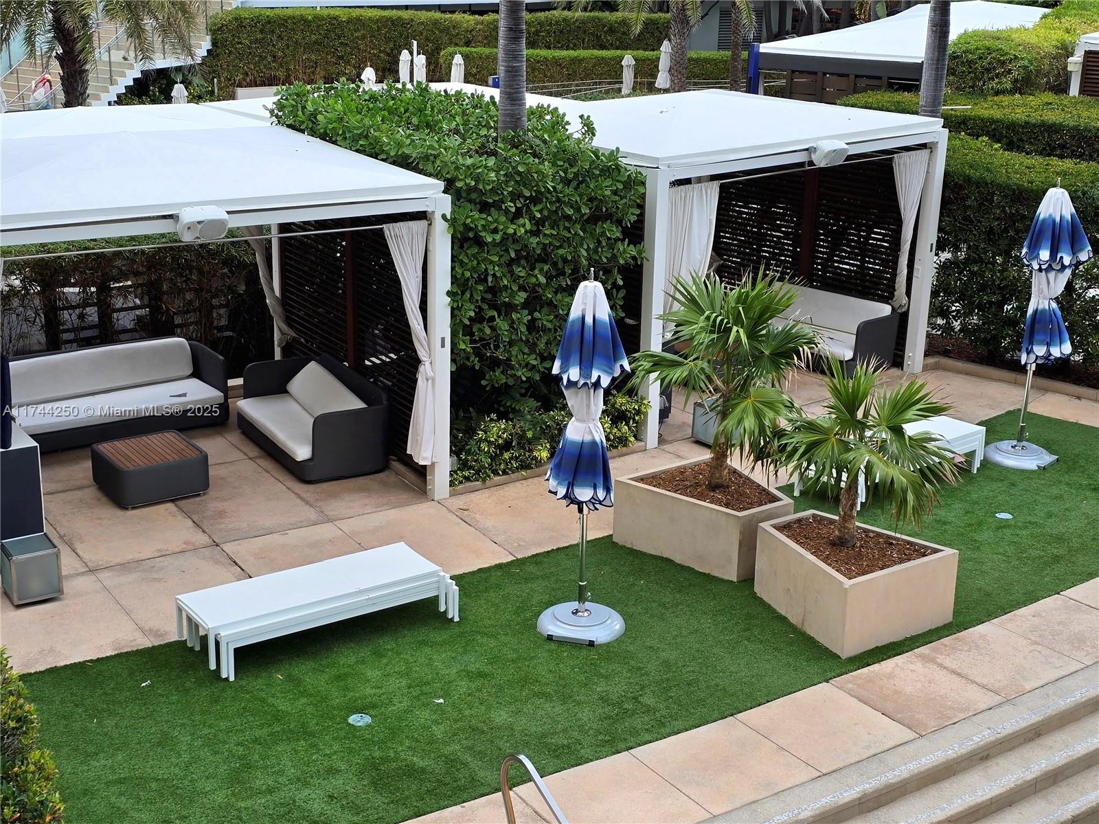 FONTAINEBLEAU II CONDO - Residential