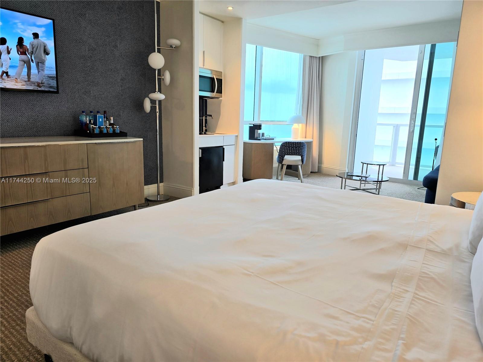 FONTAINEBLEAU II CONDO - Residential