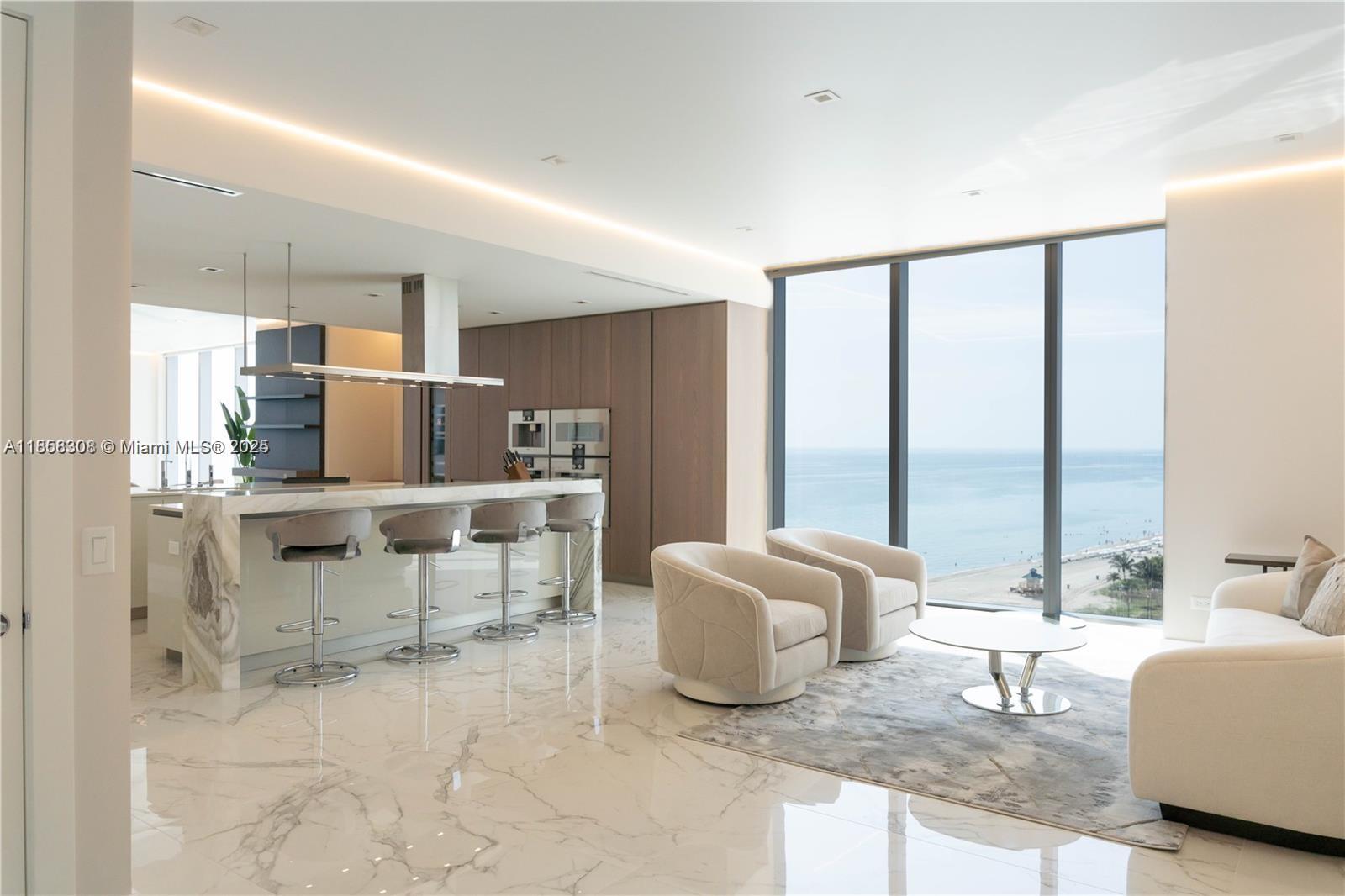 Turnberry Ocean Club - Residential