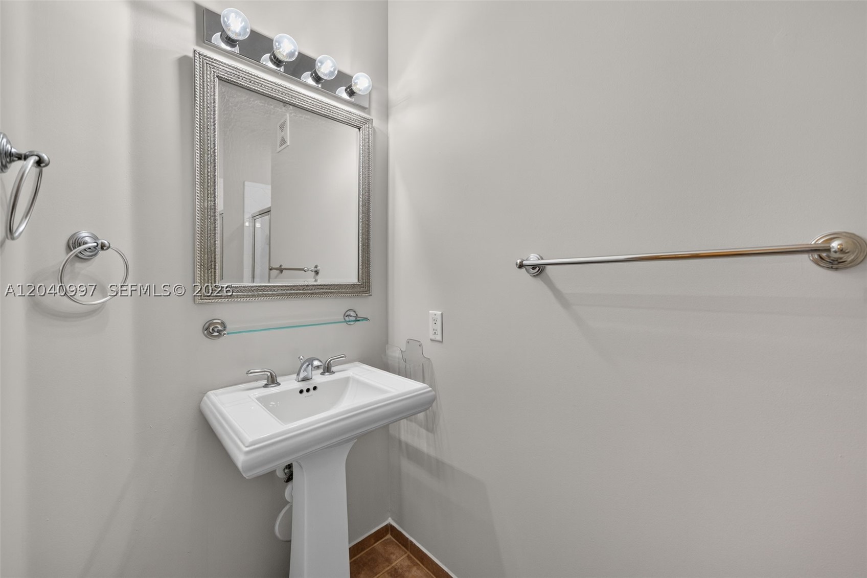 LEGENDS AT WESTON HILLS - Residential