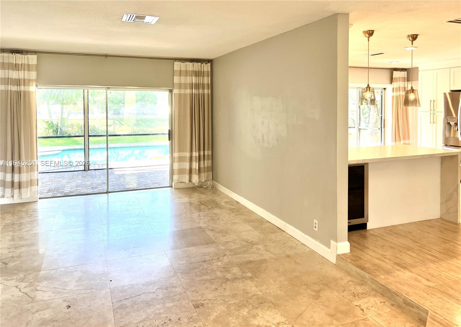 MIRROR LAKE ESTATES SEC F - Residential