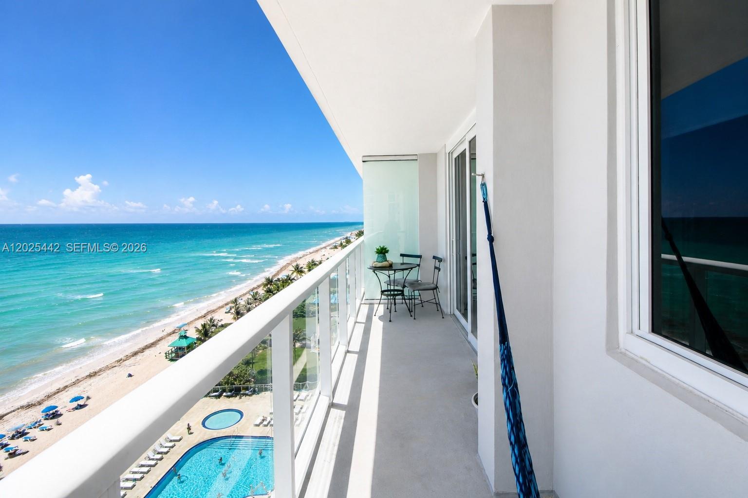 THE AVENTURA BEACH CLUB C - Residential