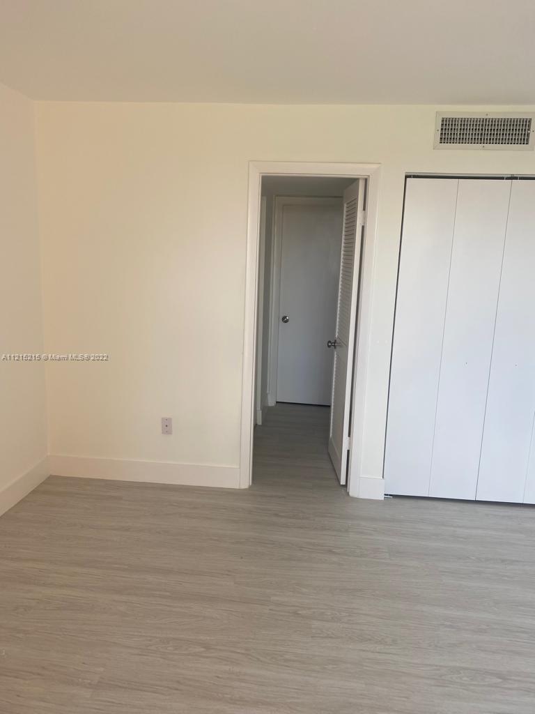 FOXCROFT APTS INC CONDO - Residential Lease