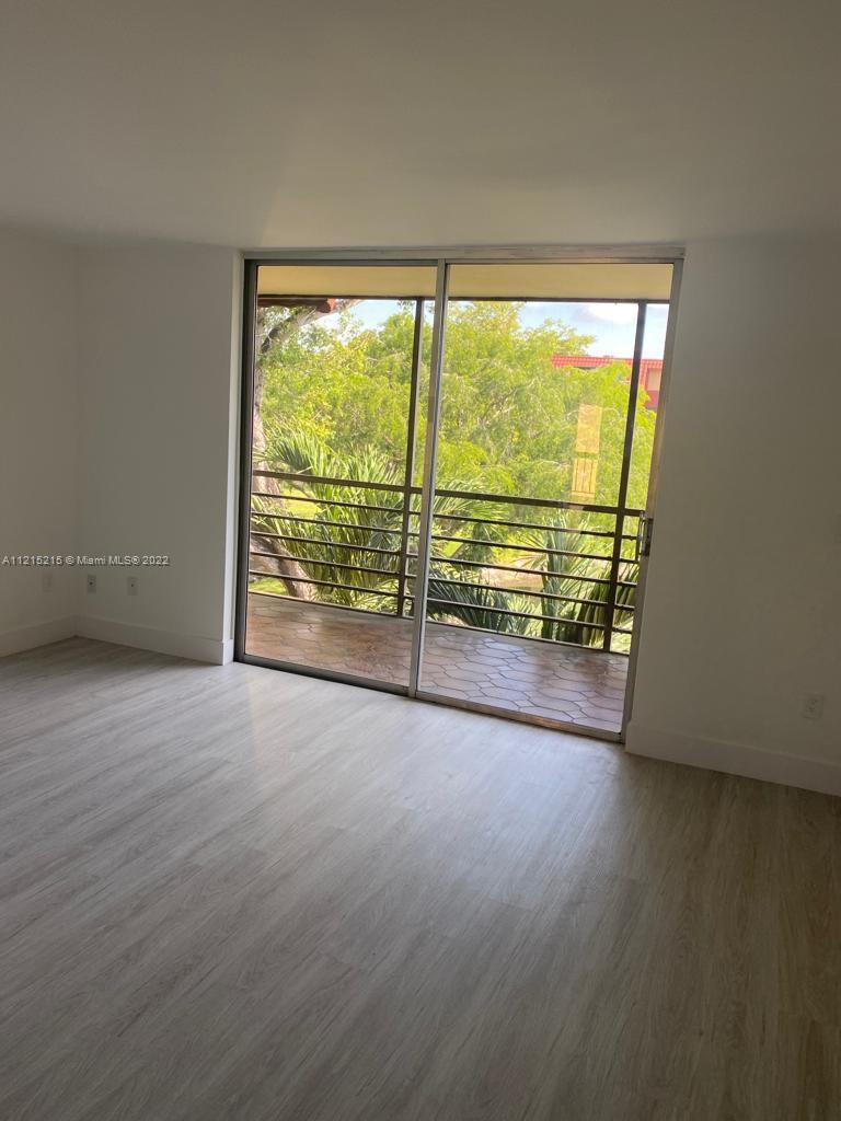 FOXCROFT APTS INC CONDO - Residential Lease