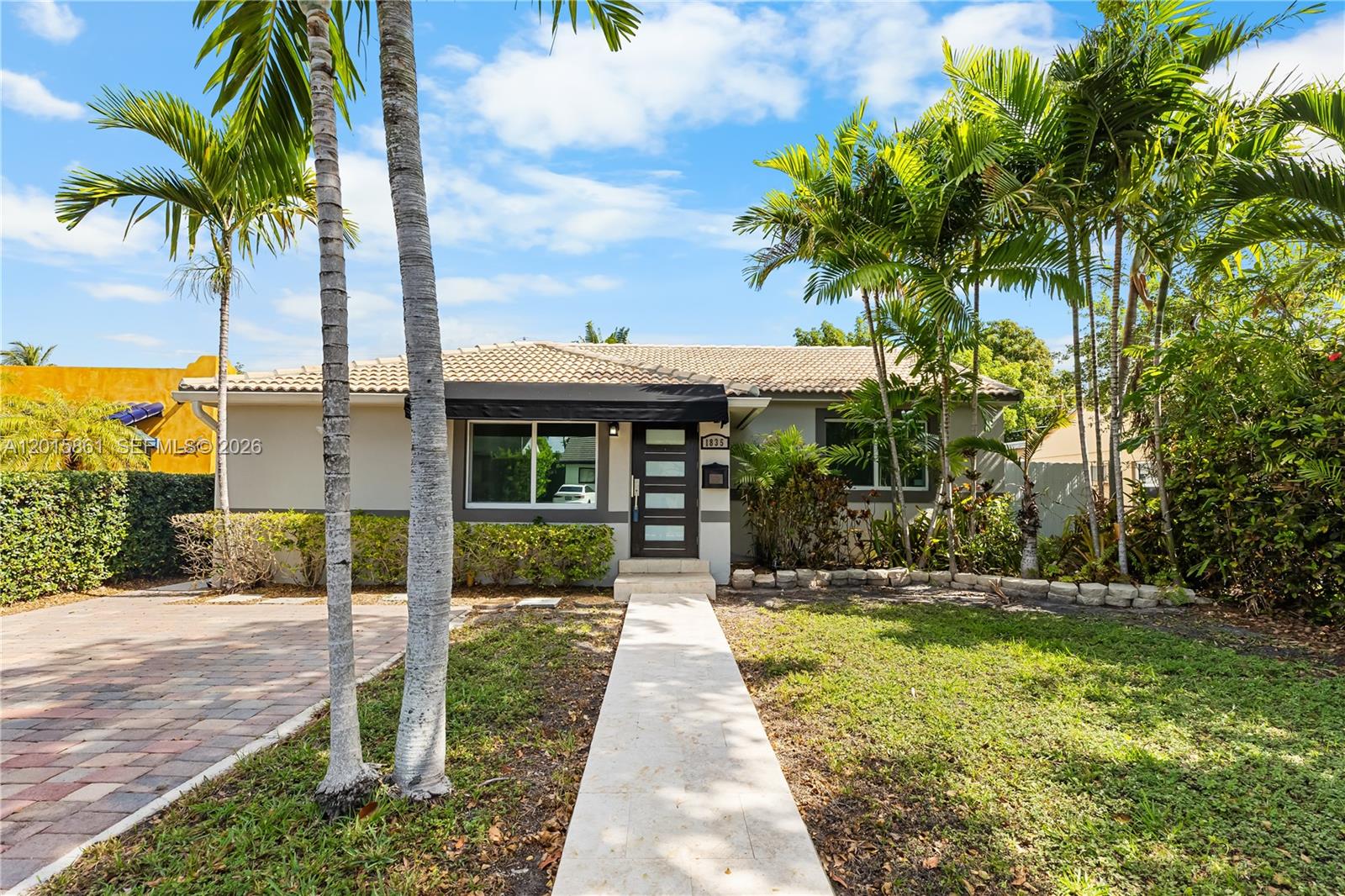 Beautiful single-family home located in the quiet and desirable Shenandoah neighborhood of Florida. This excellent property features impact windows, stainless steel appliances, a built-in closet walk-in, beautiful landscaping, and exceptional curb appeal. Well-maintained and move-in ready, the home offers comfortable living with easy access to Downtown Miami, Brickell, top-rated schools, shopping, dining, and major highways. A beautiful home in an excellent location that combines charm, convenience, and tranquility. Call the listing agent for an appointment!!
