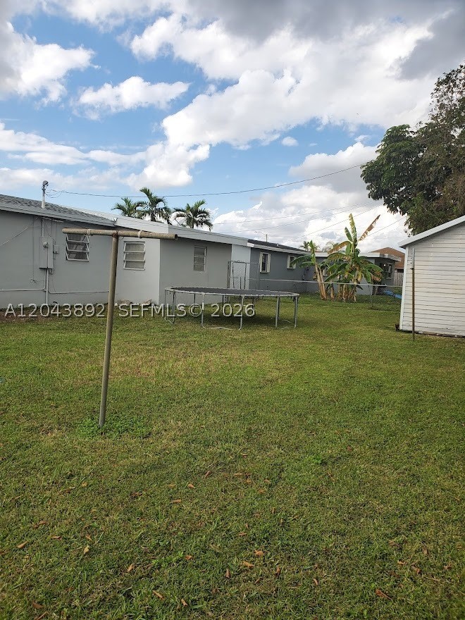 RICHMOND HGTS ESTS 3RD AD - Residential Lease