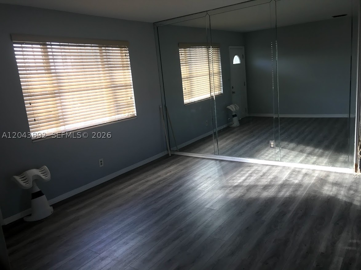 RICHMOND HGTS ESTS 3RD AD - Residential Lease