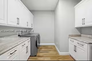 ROLLING HILLS - Residential