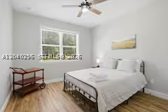 ROLLING HILLS - Residential