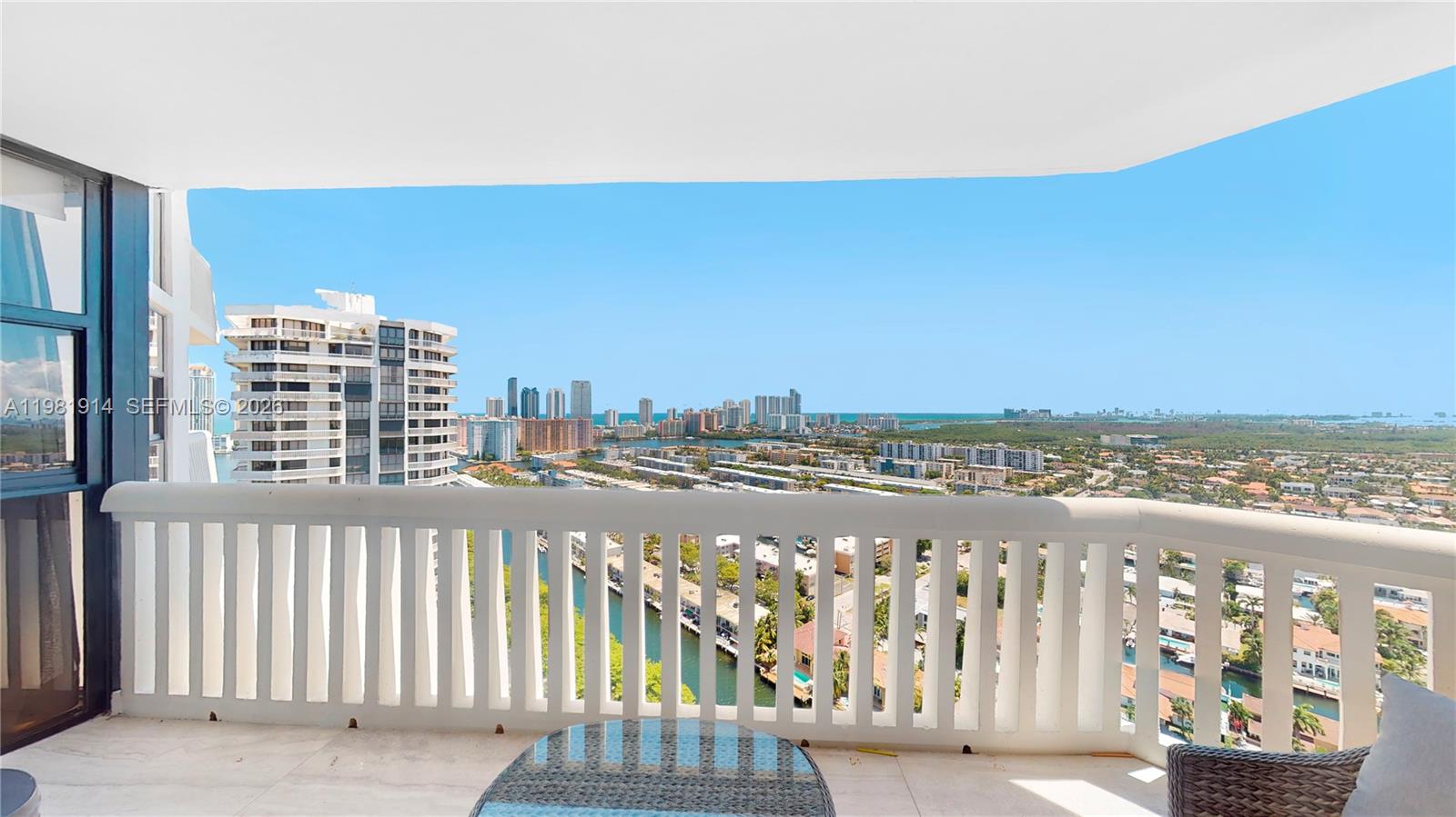 1000 ISL BLVD WILLIAMS IS - Residential