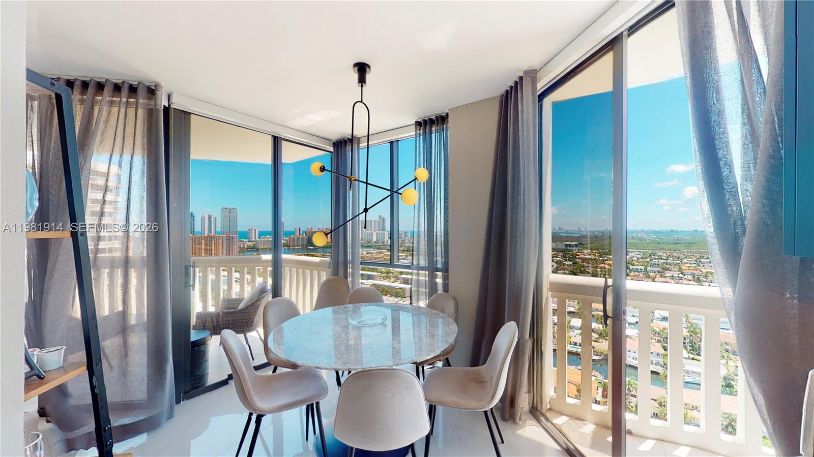 1000 ISL BLVD WILLIAMS IS - Residential