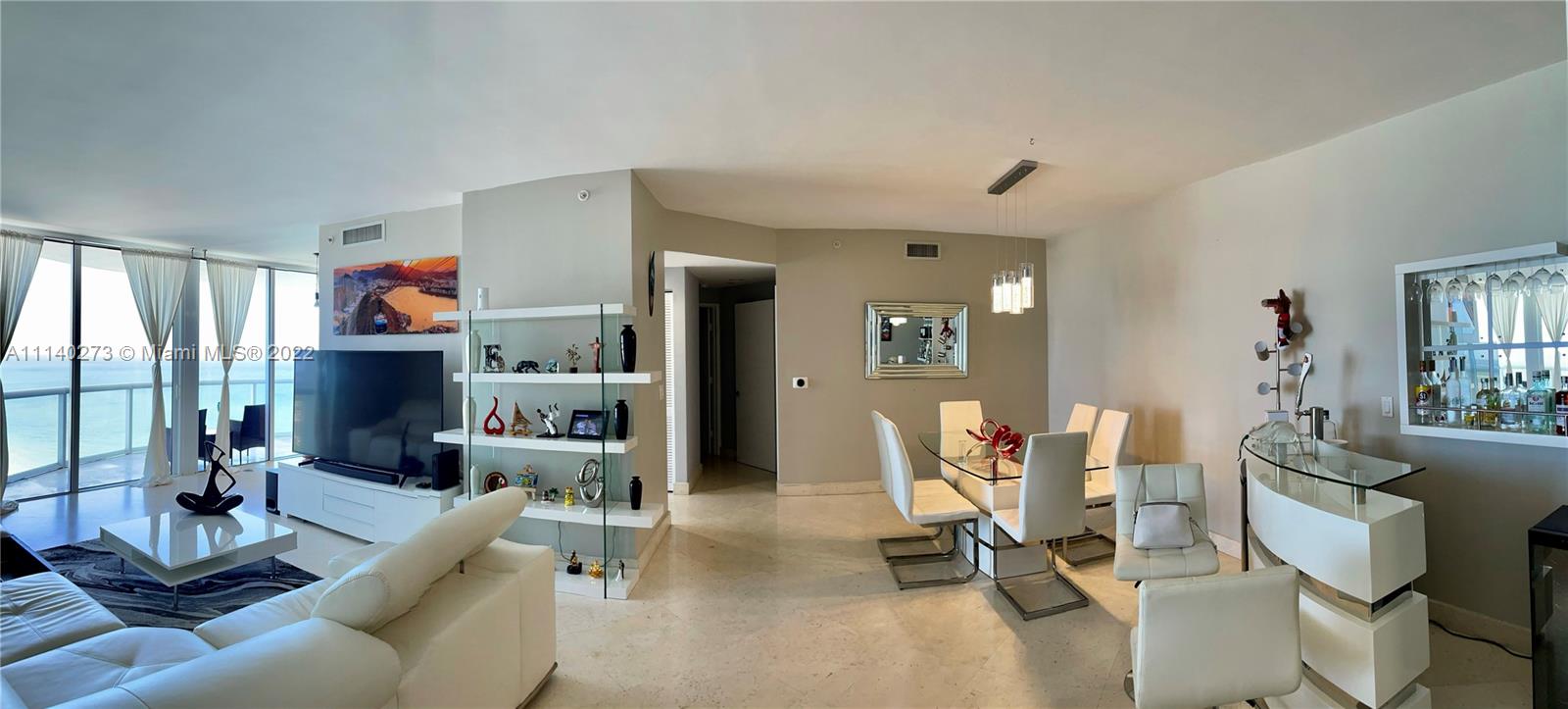 AKOYA CONDO - Residential