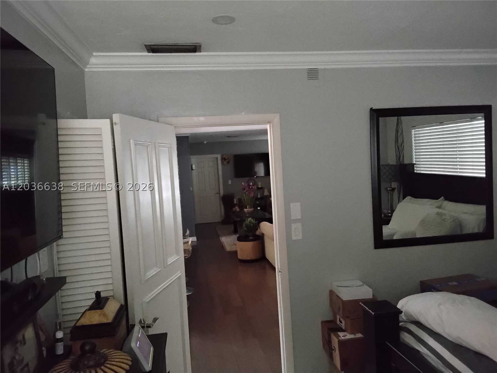 LAUDERDALE GOLF ESTATES - Residential
