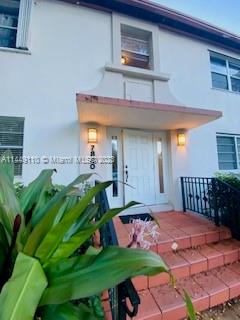 PATHWAYS CONDO - Residential