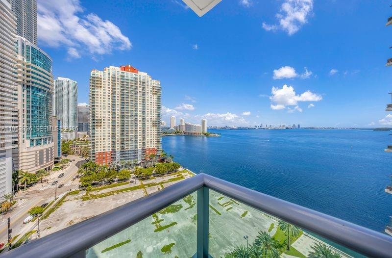 JADE RESIDENCES - Residential