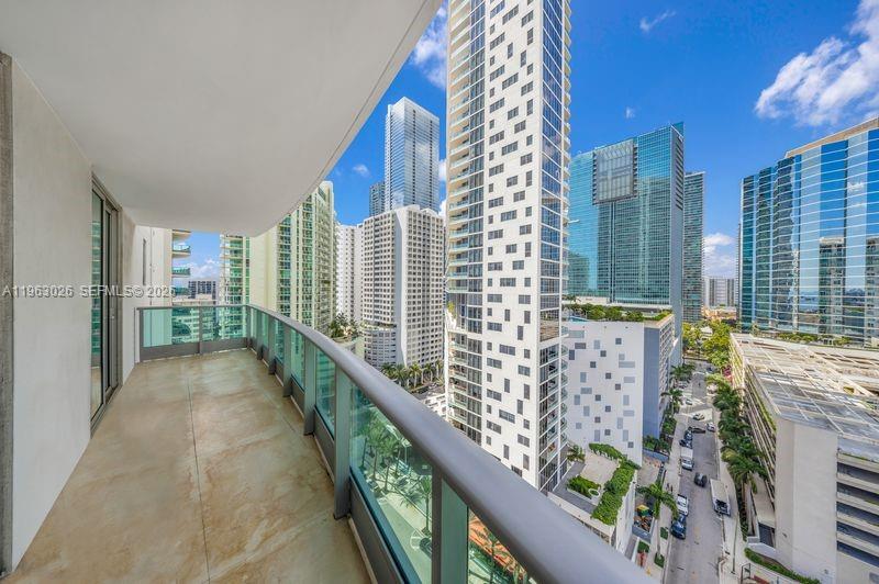 JADE RESIDENCES - Residential