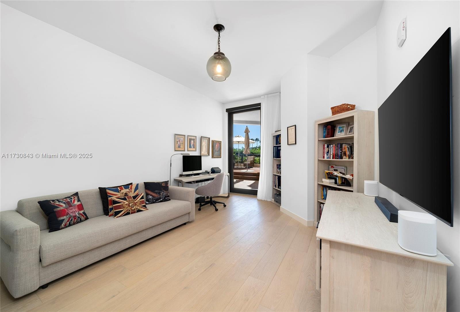 FISHER ISLAND - Residential