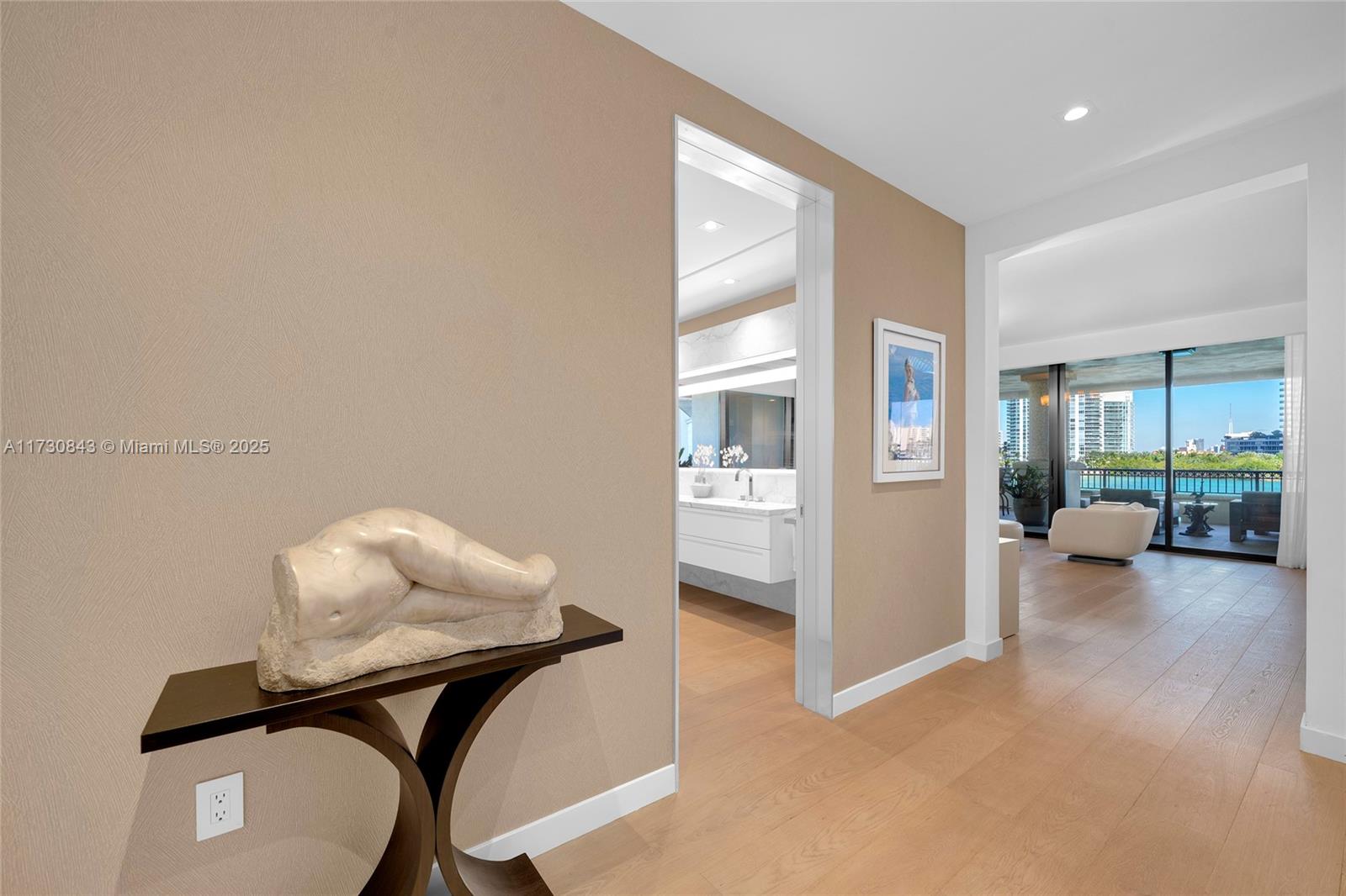 FISHER ISLAND - Residential
