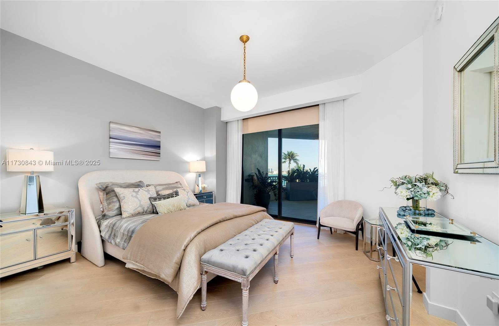 FISHER ISLAND - Residential