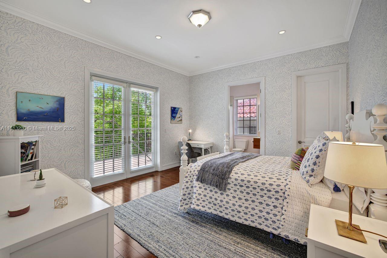BISCAYNE KEY ESTATES - Residential