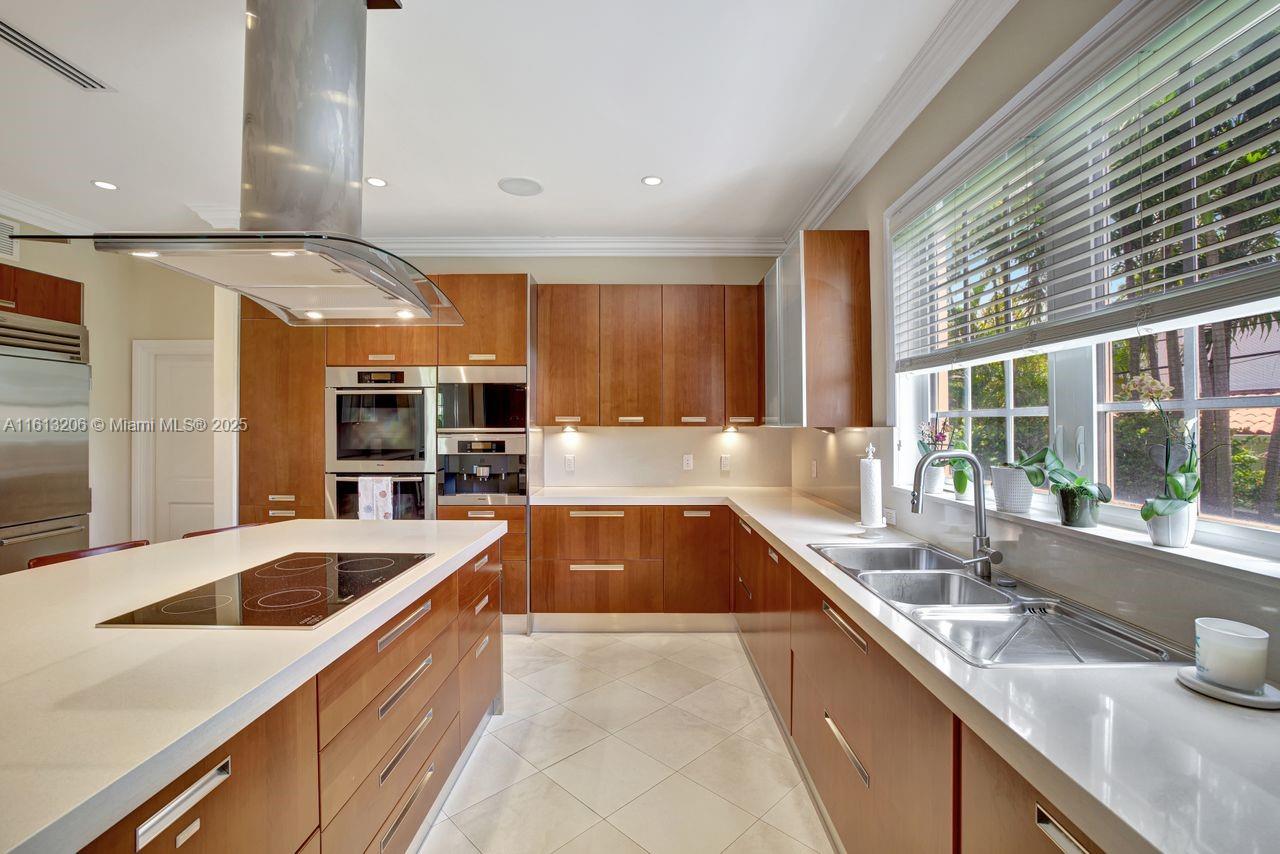 BISCAYNE KEY ESTATES - Residential