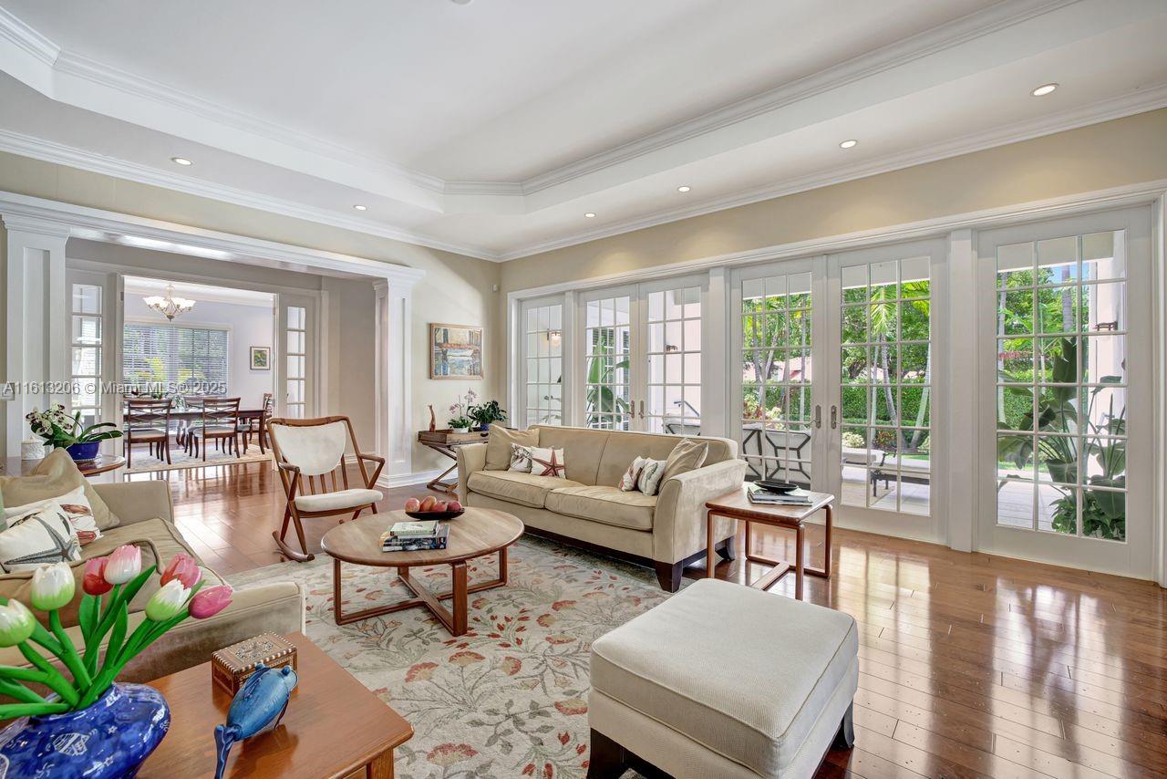 BISCAYNE KEY ESTATES - Residential