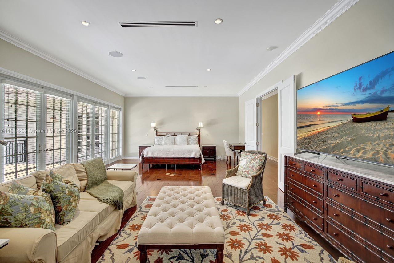 BISCAYNE KEY ESTATES - Residential