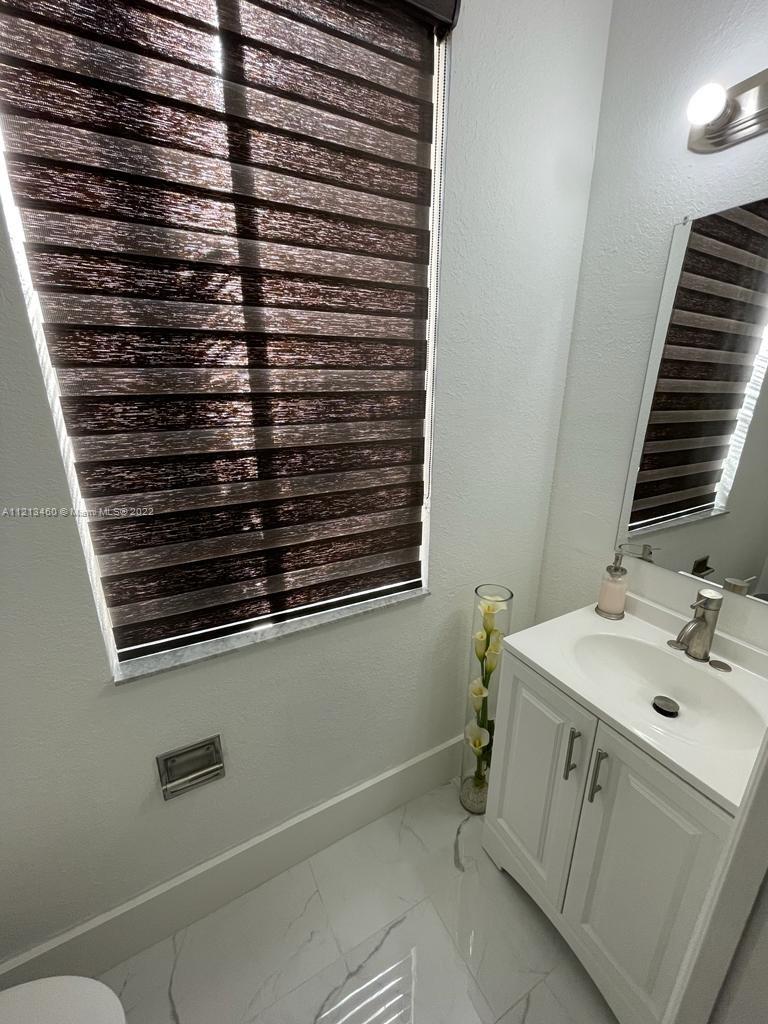 SHOMA TOWNHOMES AT KEYSCO - Residential