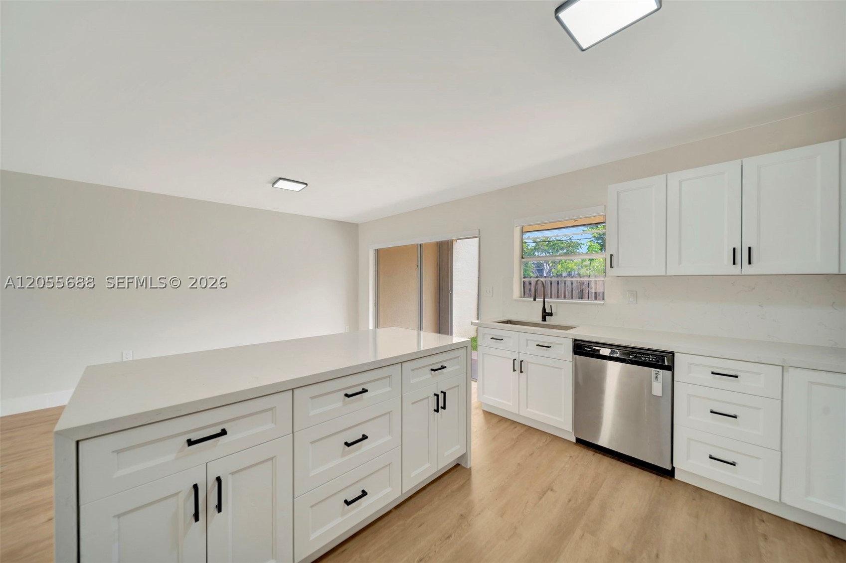 KENDALE LAKES TOWNHOUSE C - Residential Lease