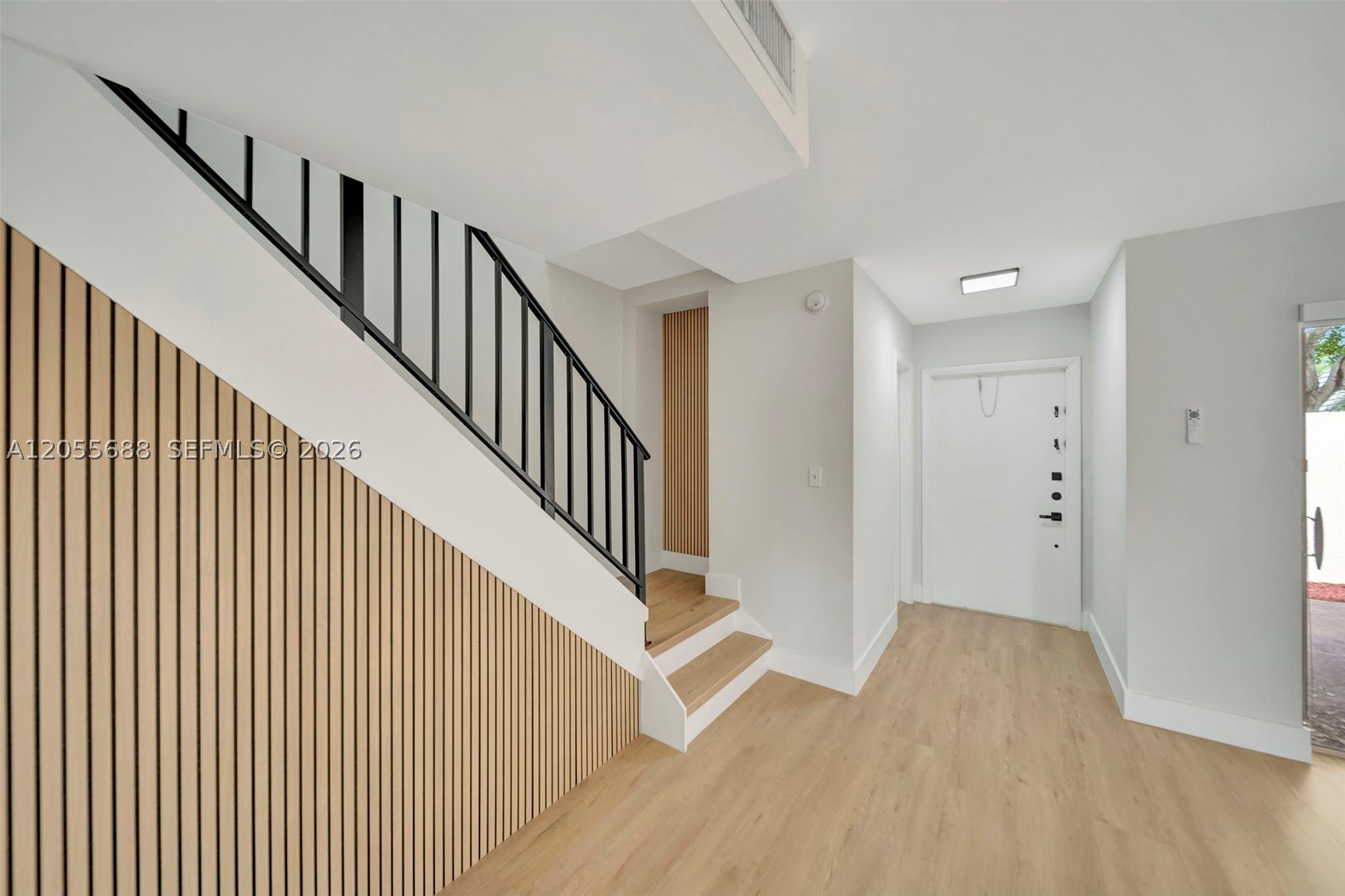 KENDALE LAKES TOWNHOUSE C - Residential Lease