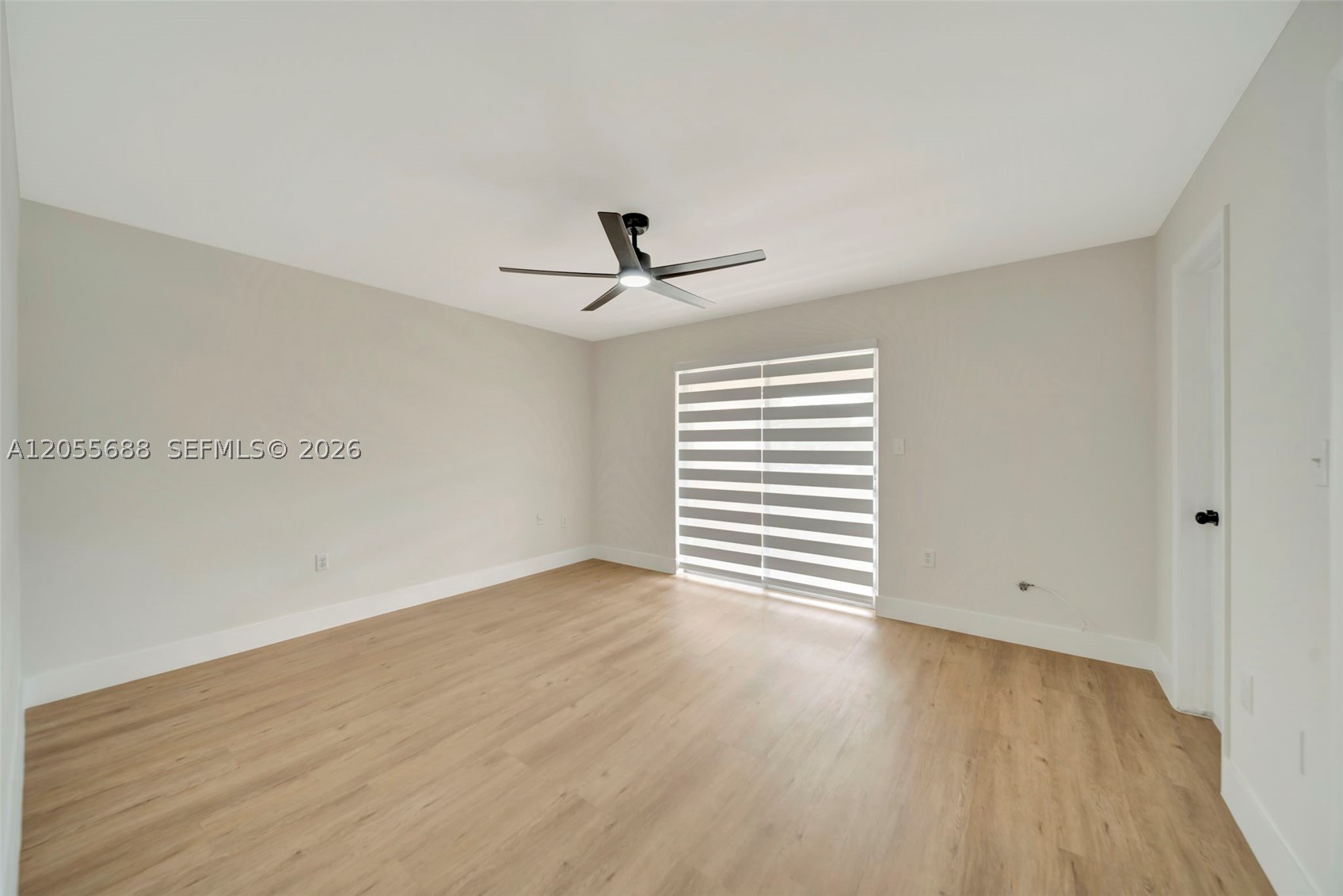 KENDALE LAKES TOWNHOUSE C - Residential Lease