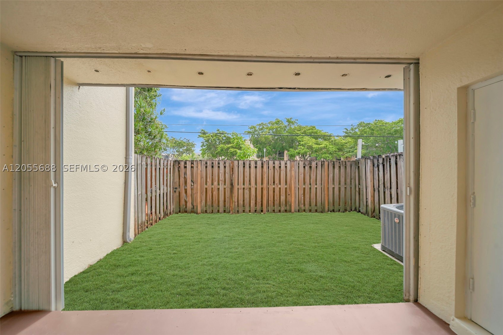 KENDALE LAKES TOWNHOUSE C - Residential Lease
