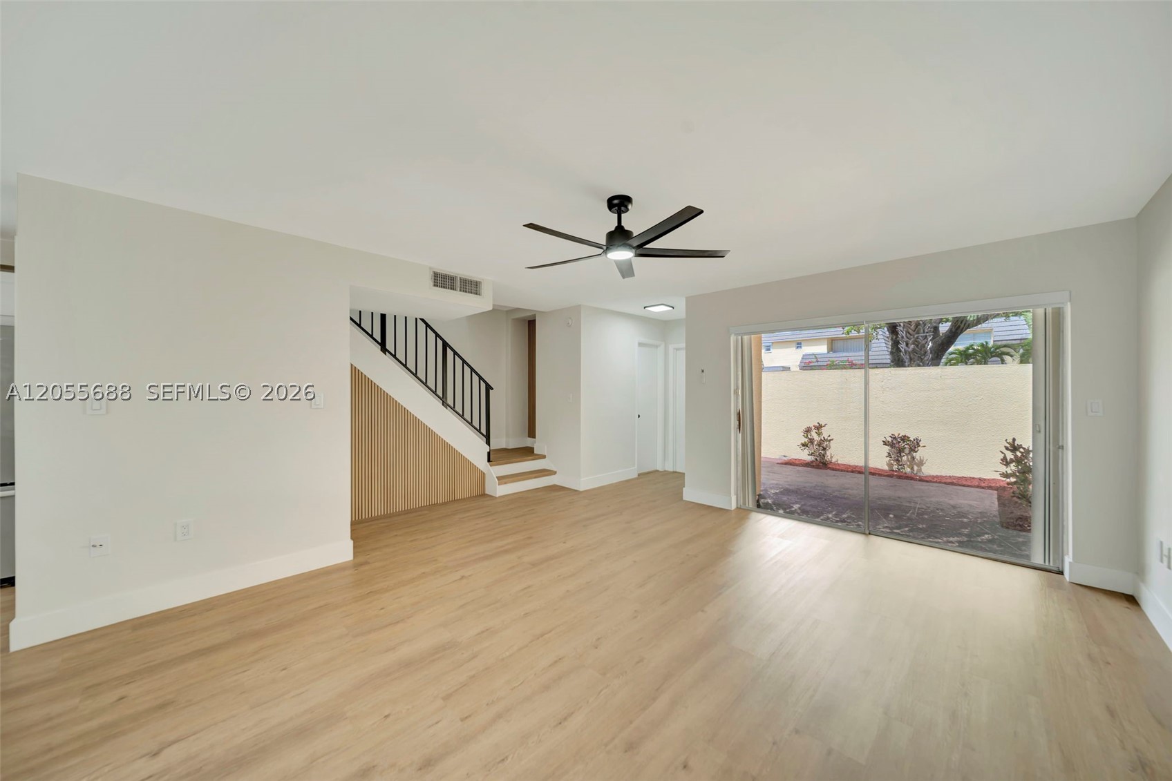 KENDALE LAKES TOWNHOUSE C - Residential Lease