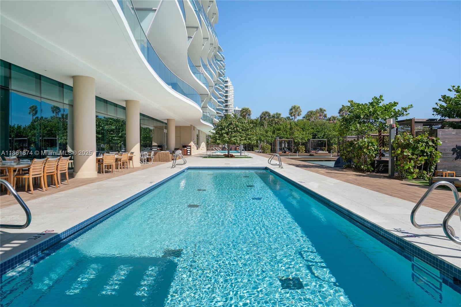 ALTOS DEL MAR NO. 5 - Residential