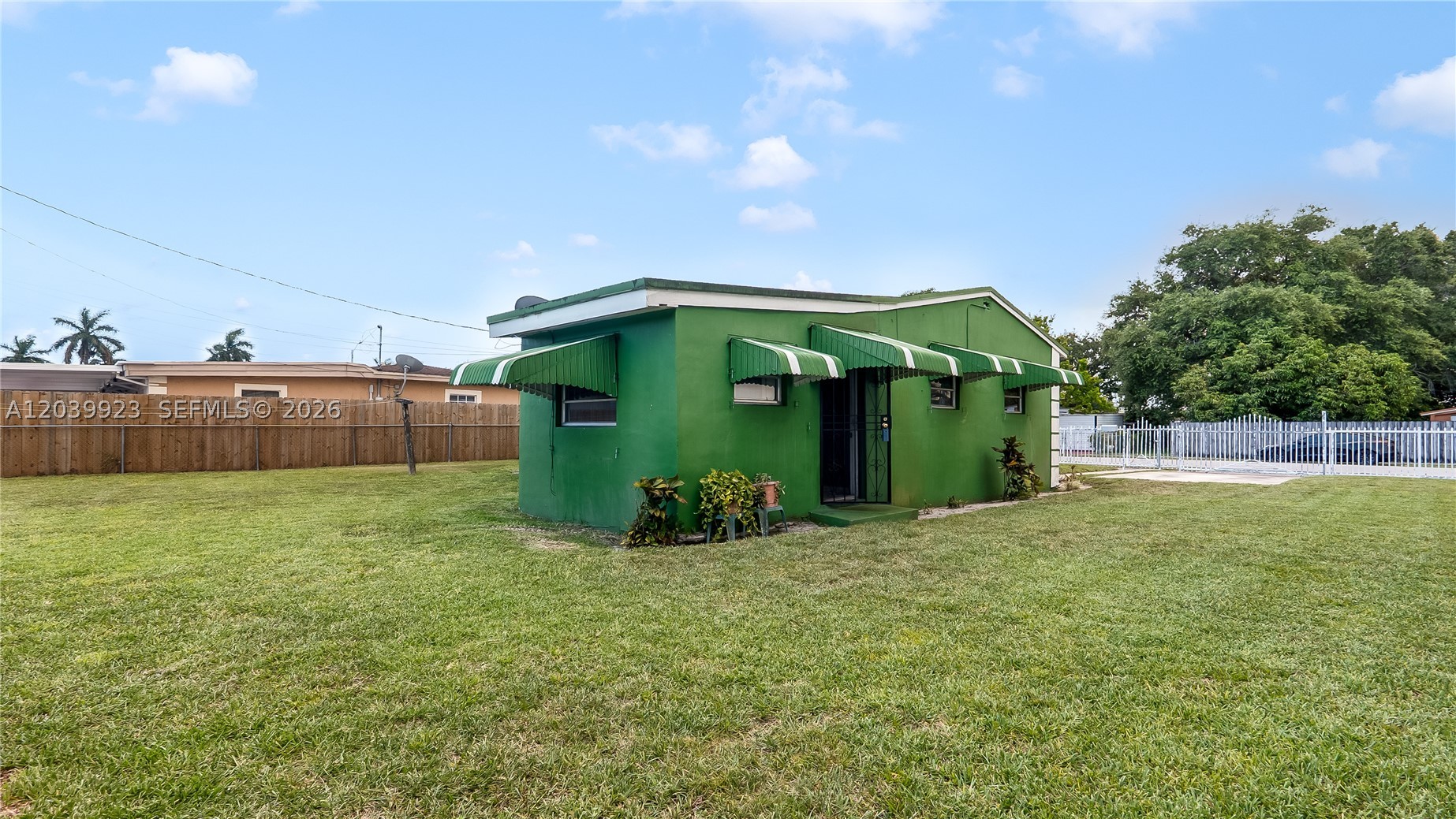 MYRTLE GROVE 1ST ADDN - Residential
