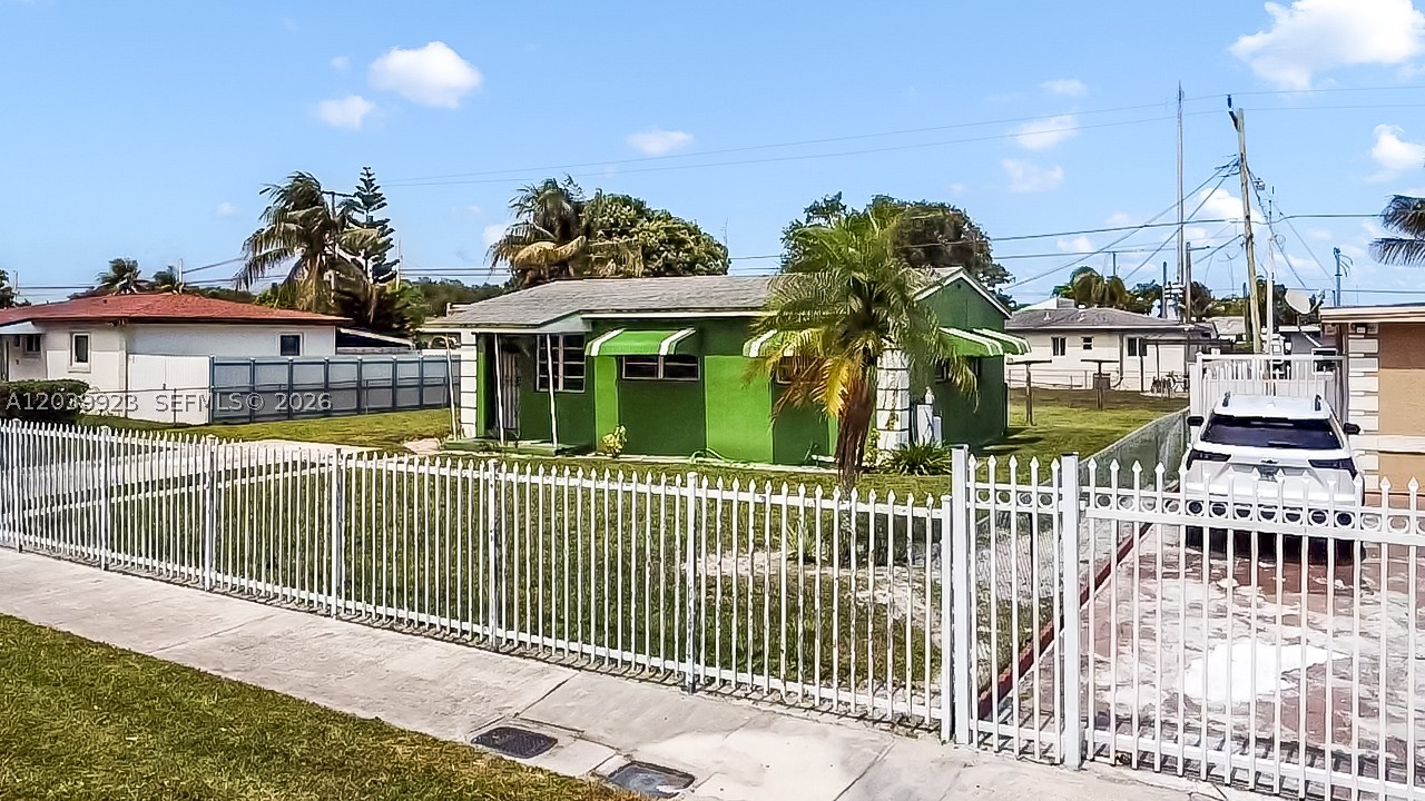 MYRTLE GROVE 1ST ADDN - Residential