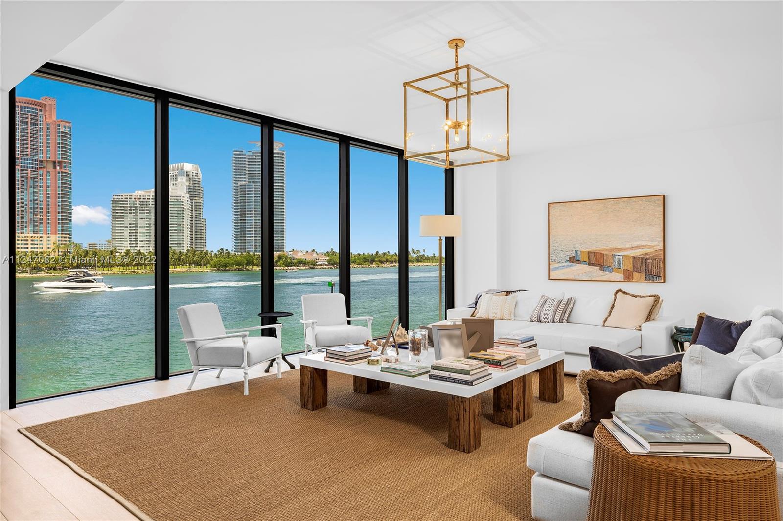 FISHER ISLAND - Residential