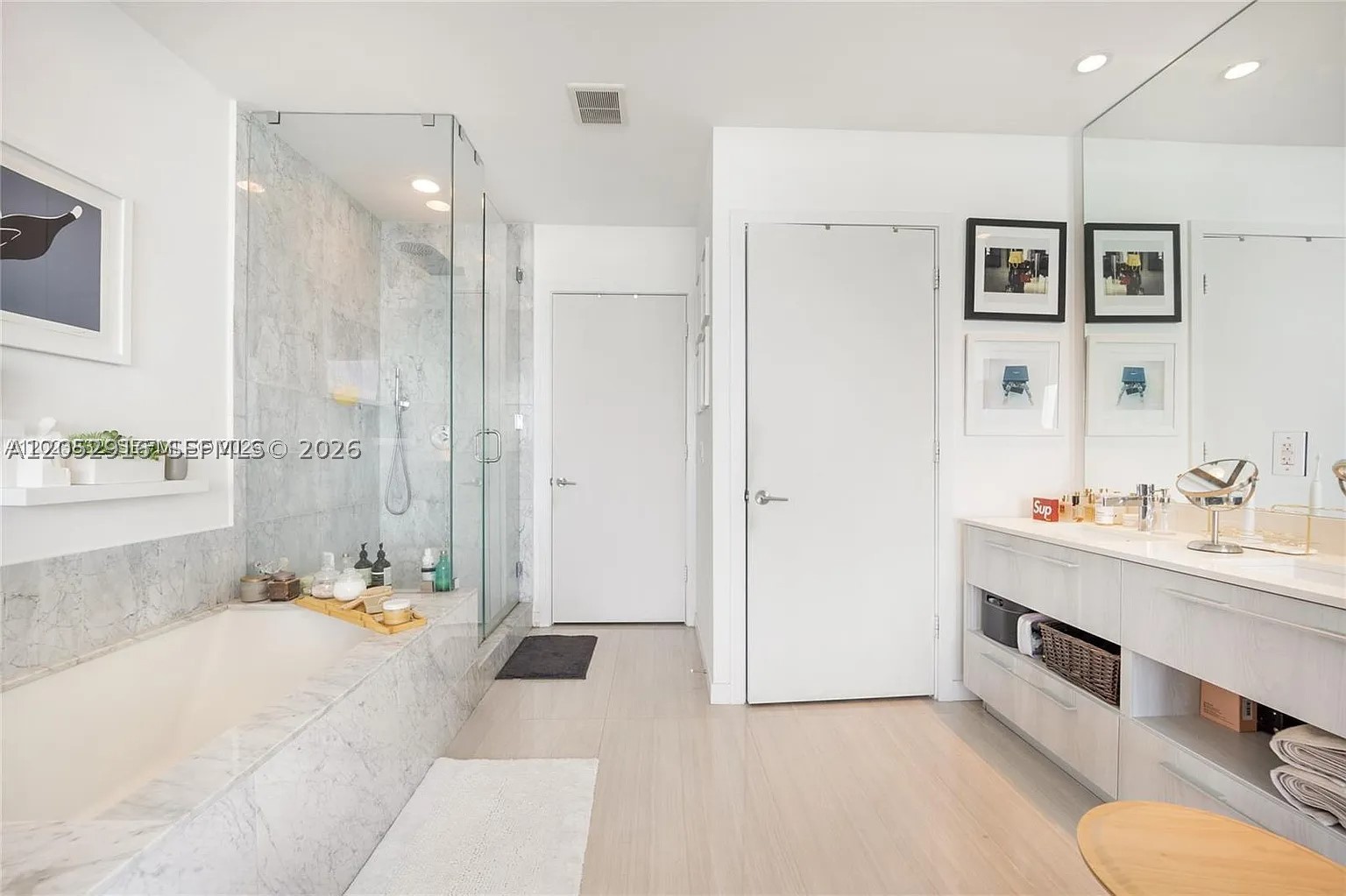 GRAN PARAISO CONDO - Residential Lease